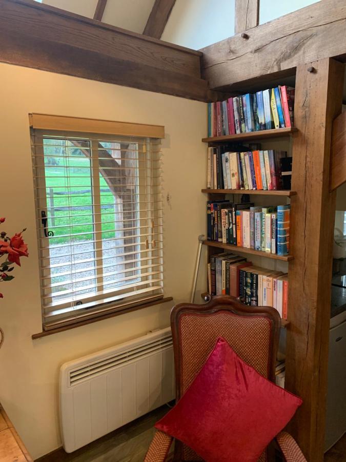 Stable Cottage Dorking Extérieur photo